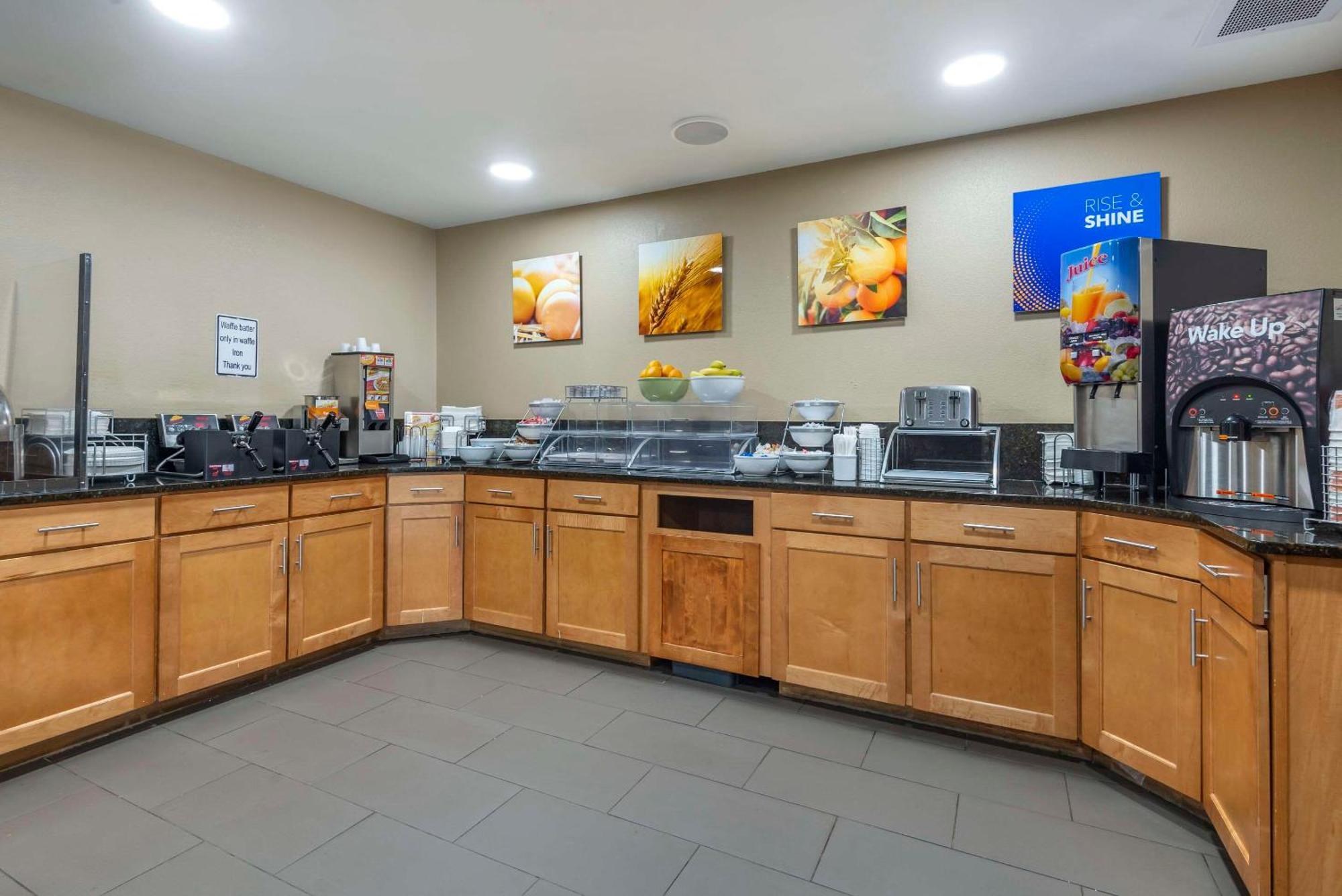 Comfort East-blue Ridge Pkwy Access 3*
